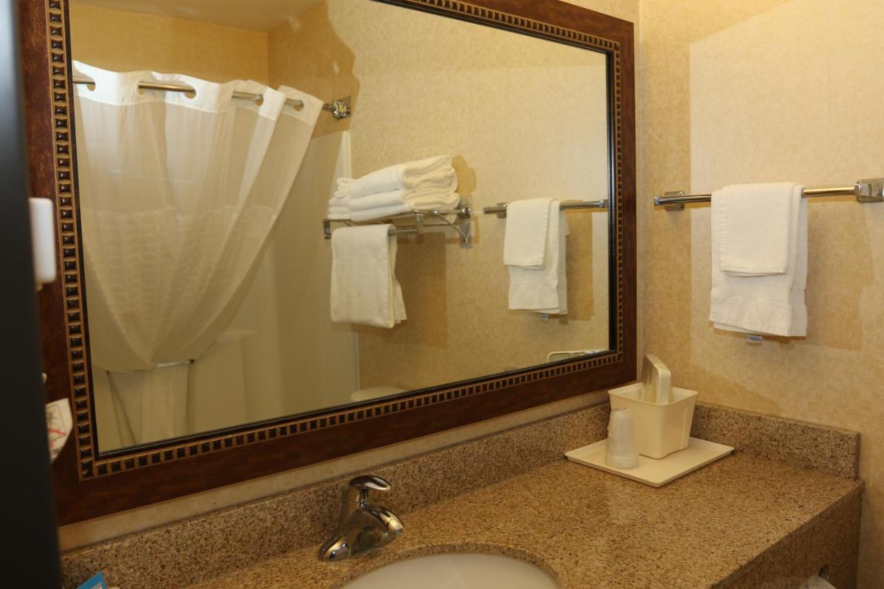 Motel 6 Minot, Nd Eksteriør billede